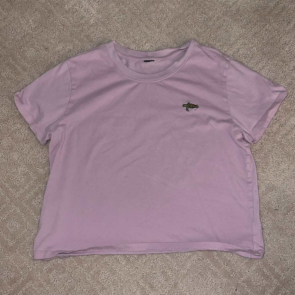 soft pink ADORABLE turtle crop 🐢💗